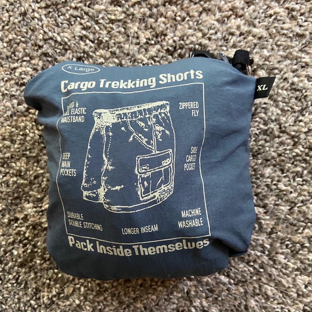 Packable shorts